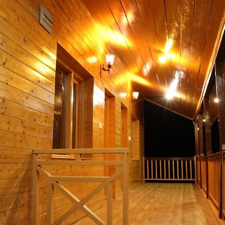 Forest Wood Cottage 마날리 외부 사진
