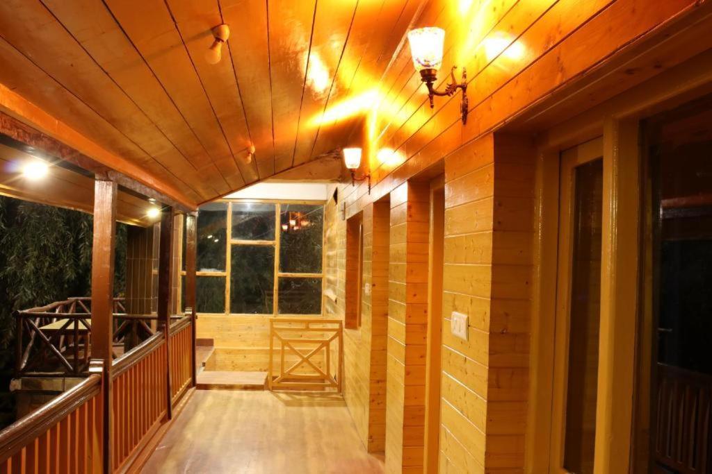 Forest Wood Cottage 마날리 외부 사진